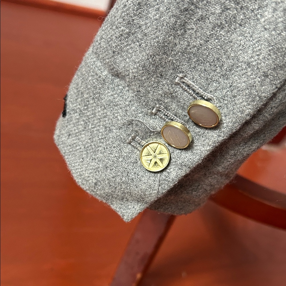 Tommy Hilfiger Two-Tone Gray Blazer - Picture 9 of 11